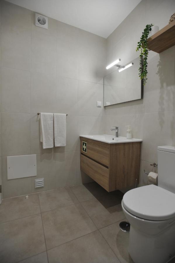 Lagos Central Apartments Ap 10 ภายนอก รูปภาพ